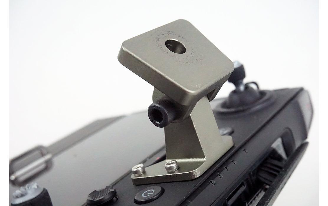 Monitorhalterung SC PRO Enterprise zu M300 SmartcontrollerMonitor Halterung für den DJI Matrice 300 Smartcontroller