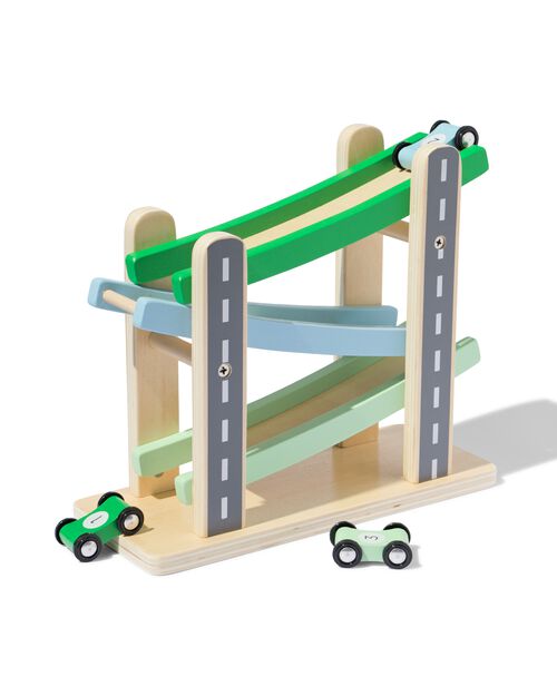 circuit en bois avec voitures
