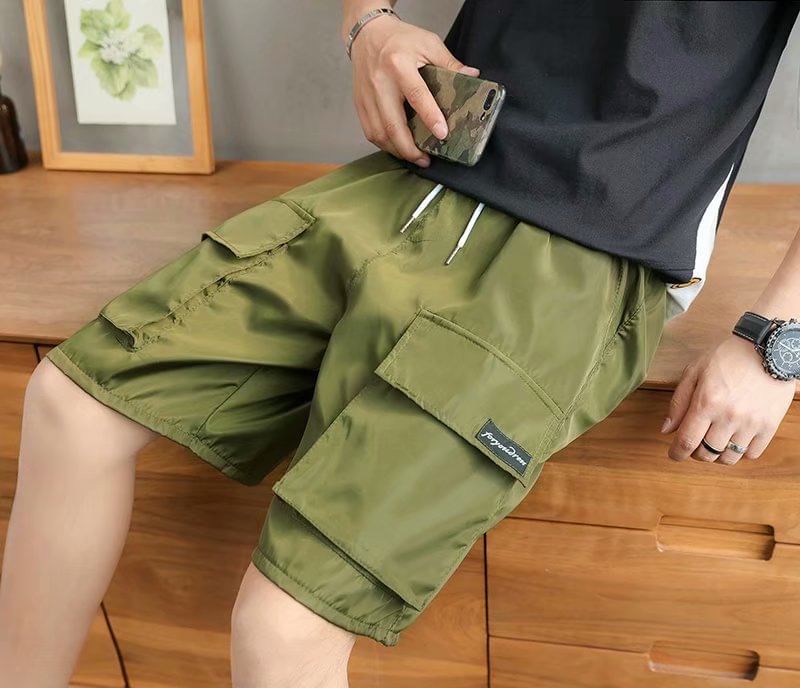 Acrius - Cargoshorts met trekkoord in de taille en wijde pijpen
