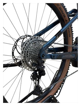 Produit reconditionné . Cube Stereo Hybrid 120 Race 625 Shimano XT 2024 . VTT électrique . Cube . très bon état