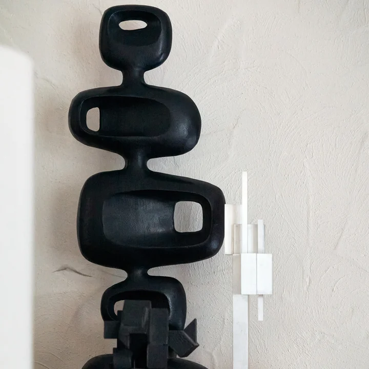 HKliving - Aluminium Skulptur, heavy black