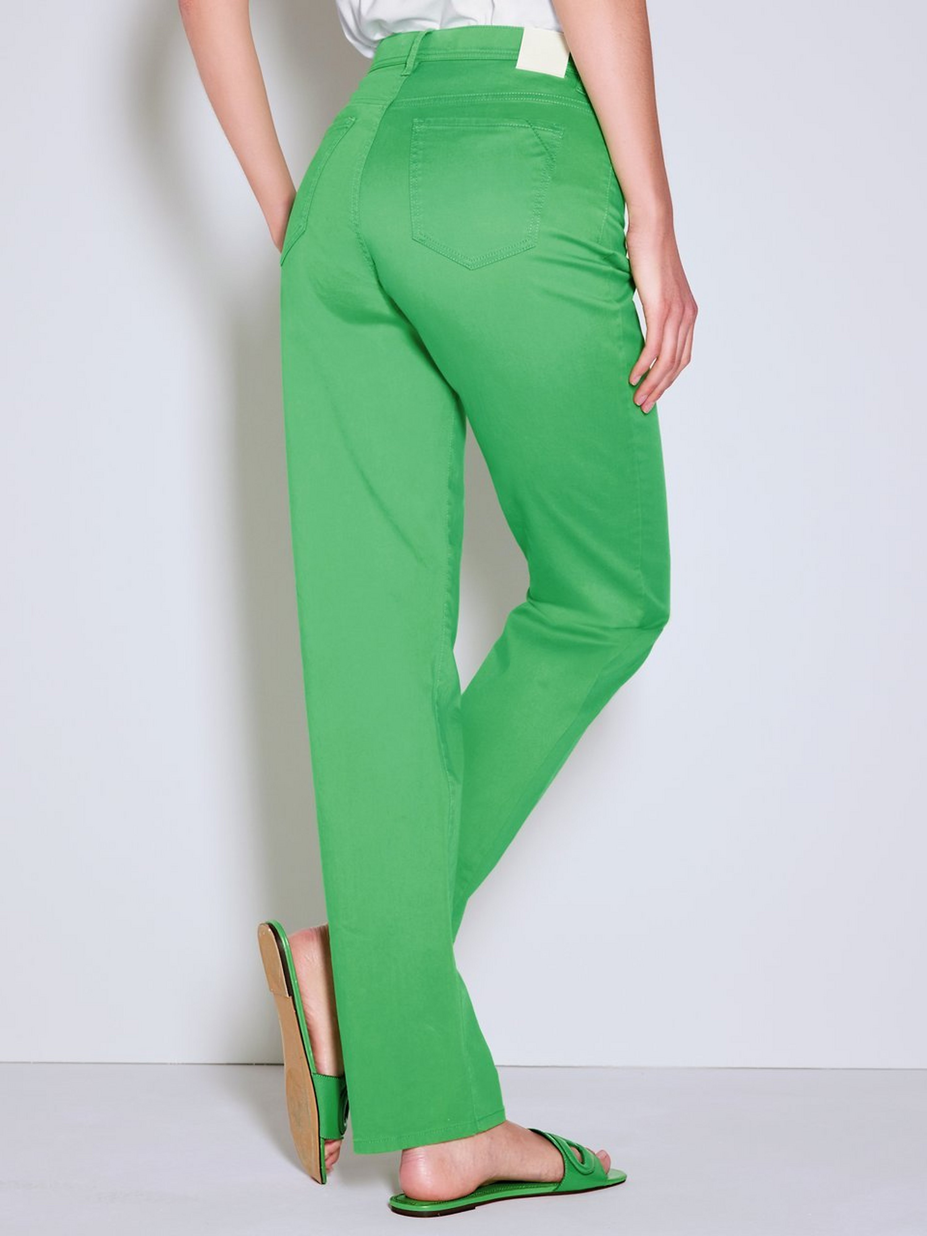 Feminine Fit Hose Modell Nicola