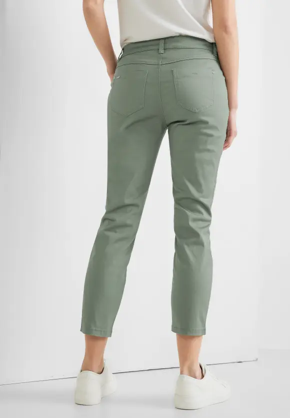 Casual Fit Seidenoptik Hose - light soft olive