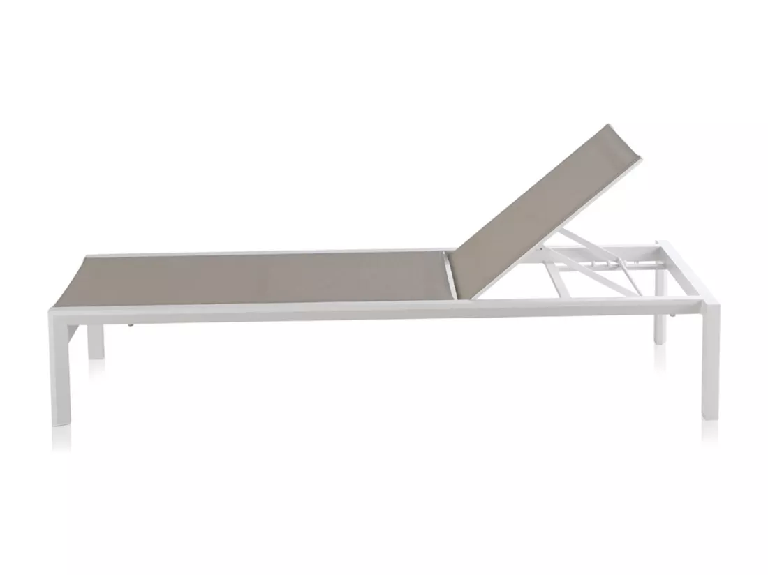 Transat en aluminium blanc avec toile plastifiée couleur taupe