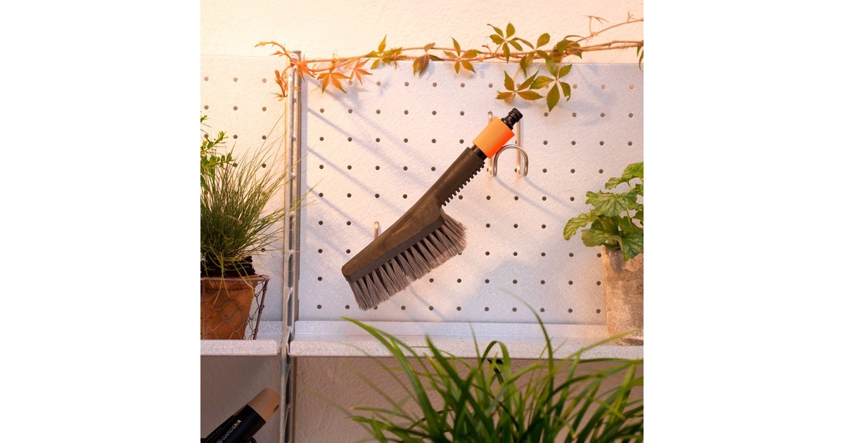 GARDENACleansystem schoonmaakset met borstel S soft, zeepstaafjes en aansluitstukken wasborstel  (Grijs/oranje, 18862-20)