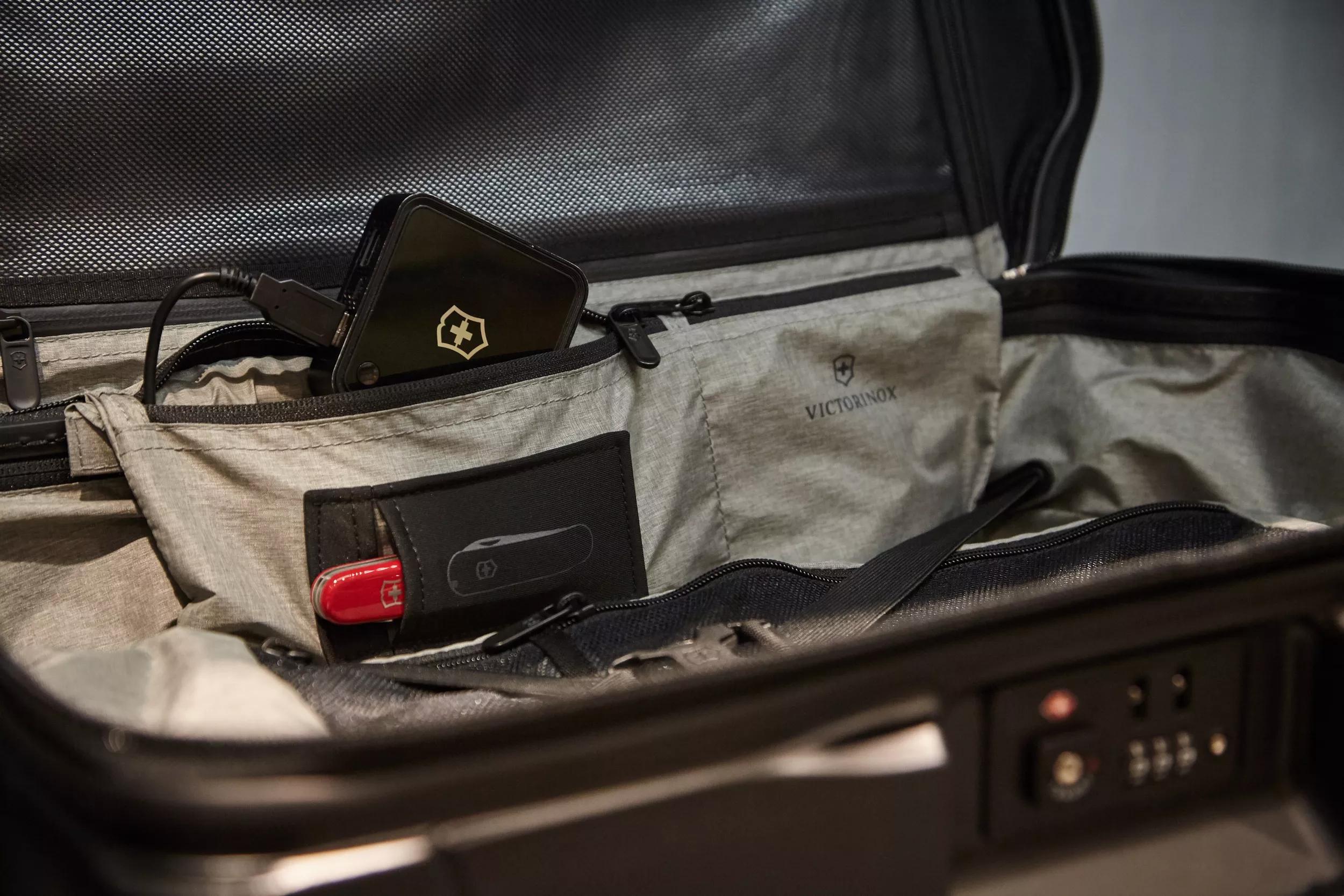 Lexicon Hardside Global Carry-On-schwarz