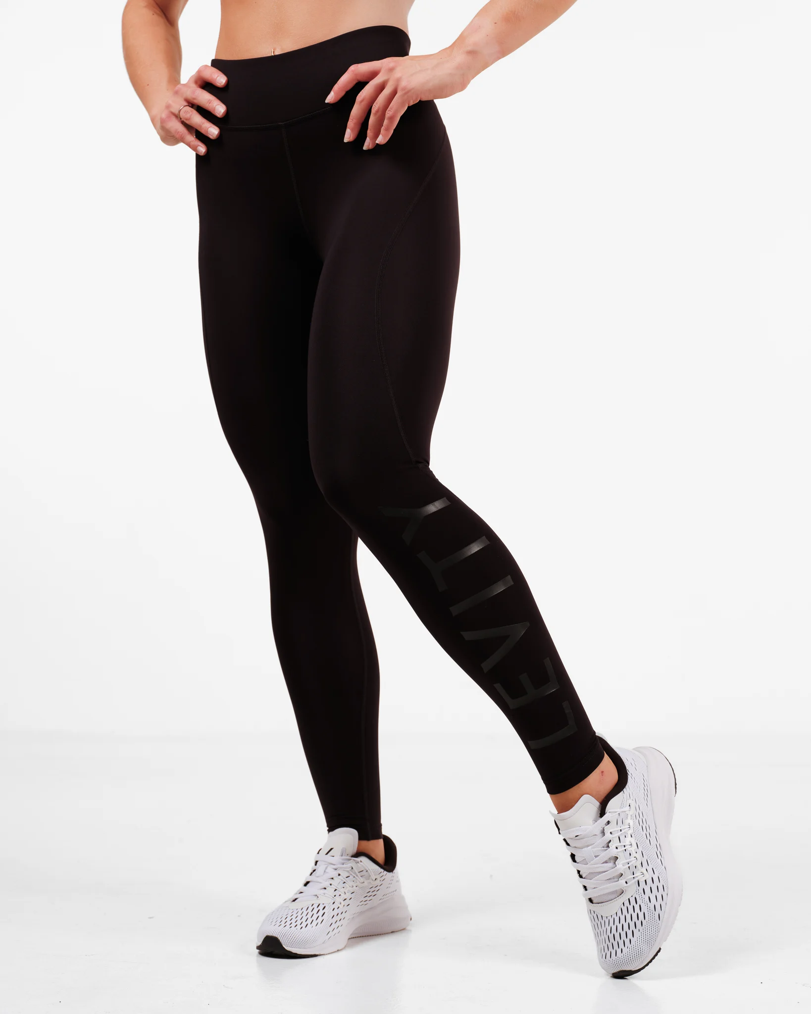 LEVITY Callie Soft Comp Tights Black