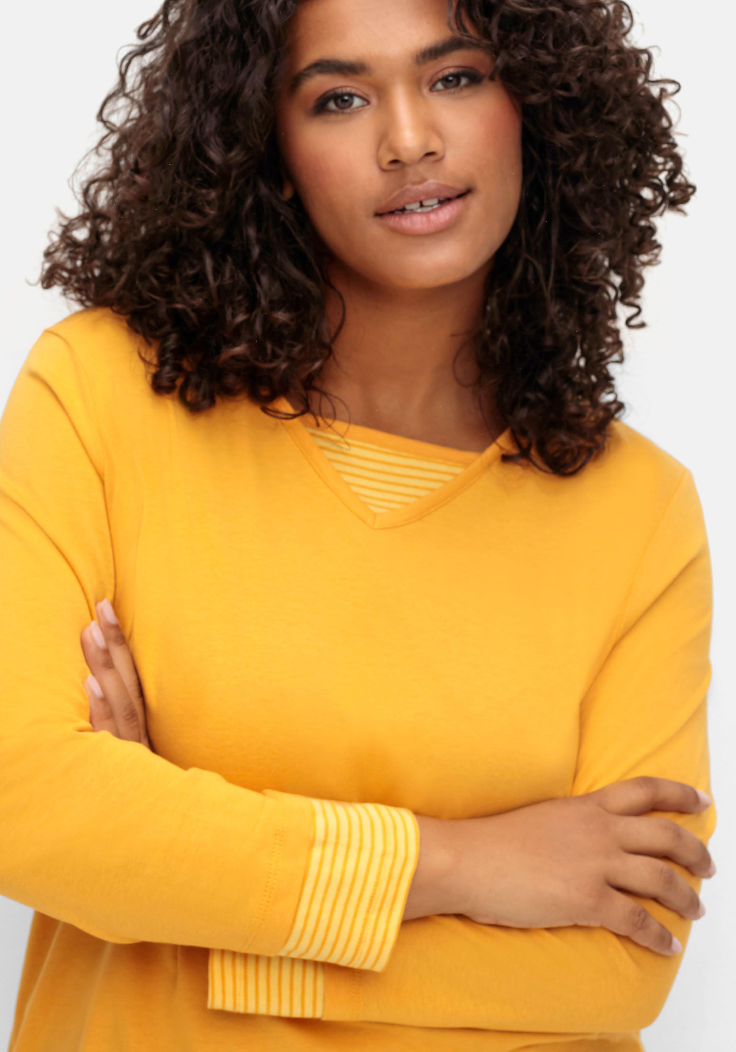 Shirt mit Streifendetails, im Layerlook