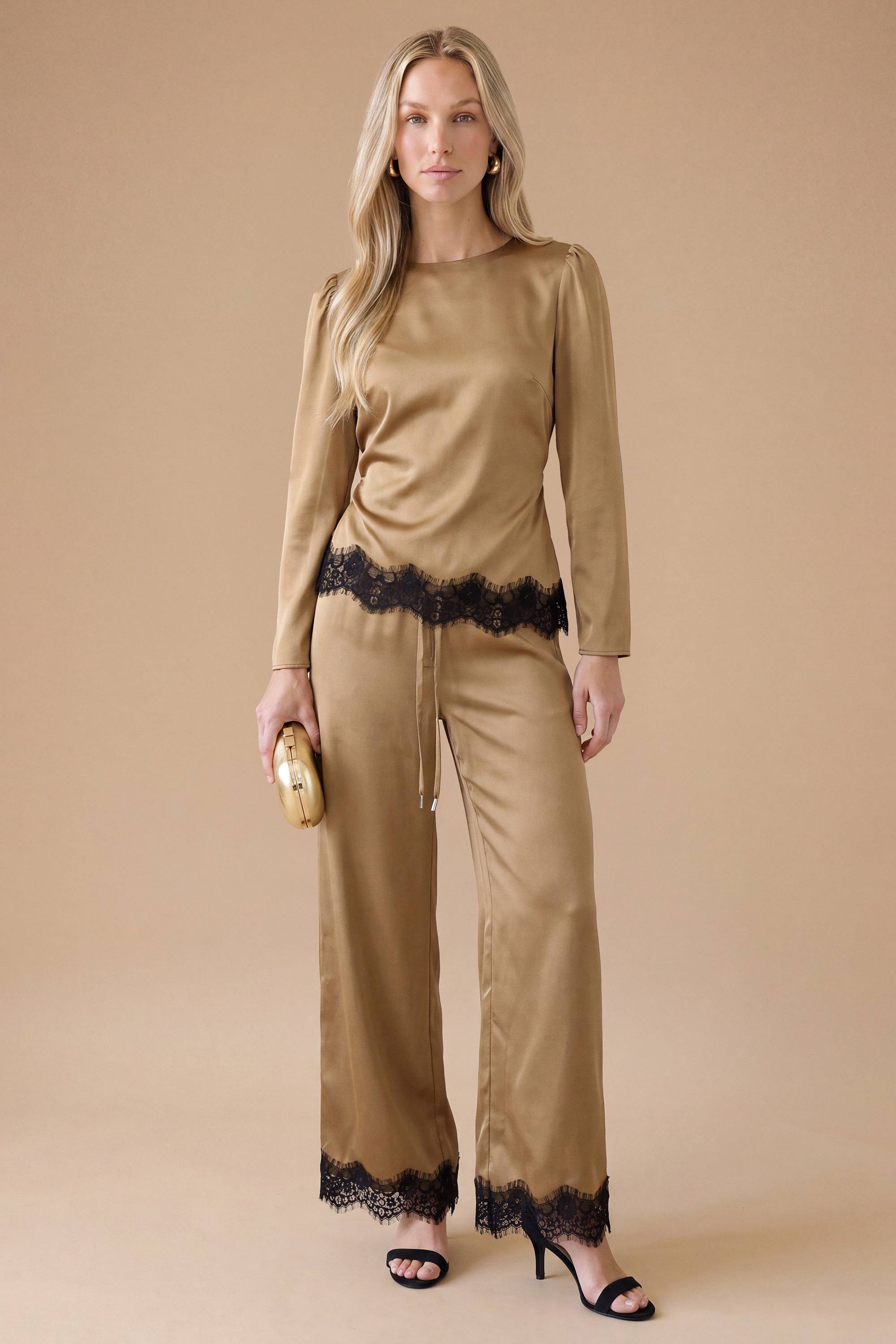 Oasis Pantalon Large En Crêpe Satiné Avec Poignets En Dentelle