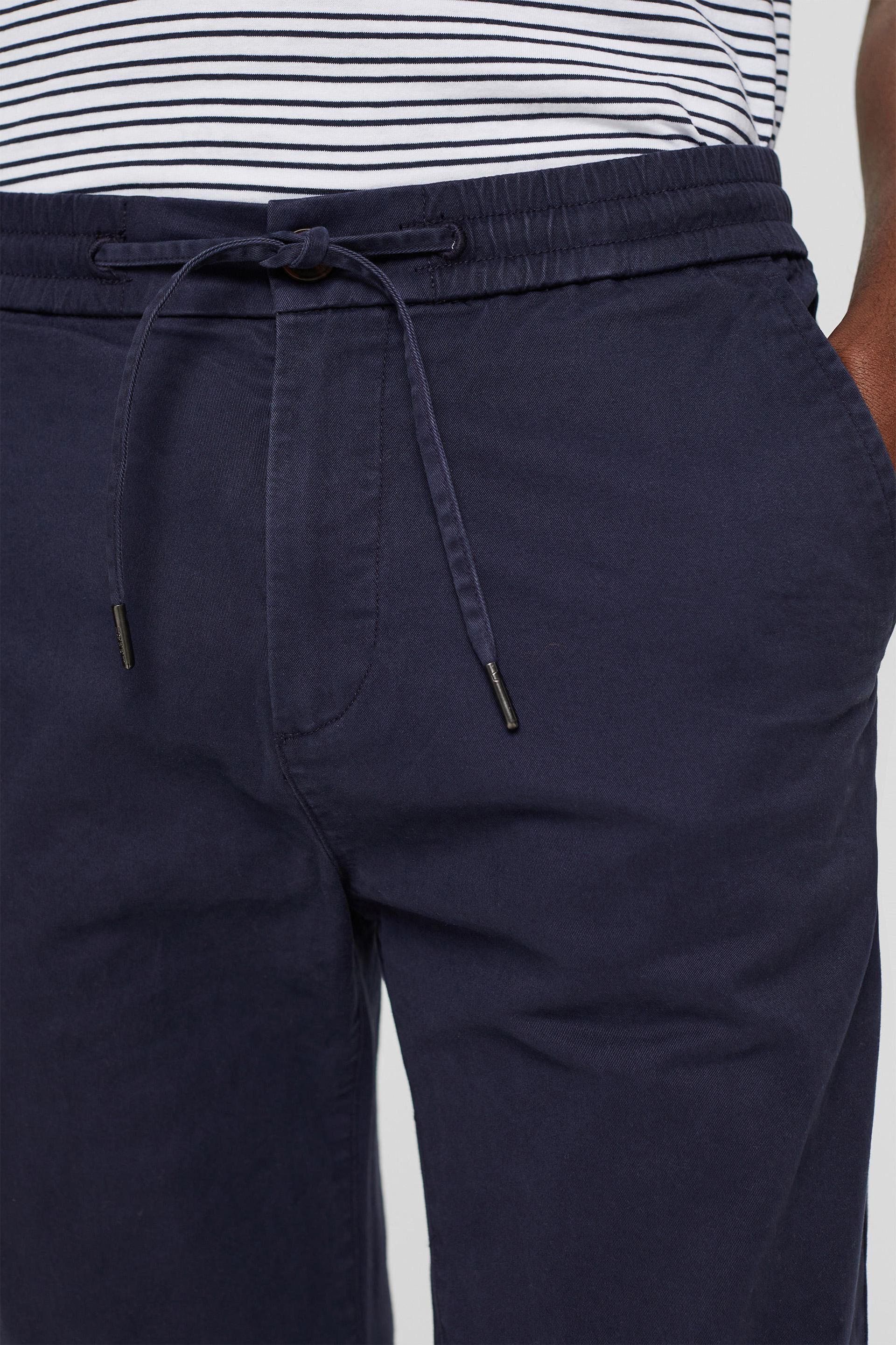 Chino à cordon coulissant à la taille