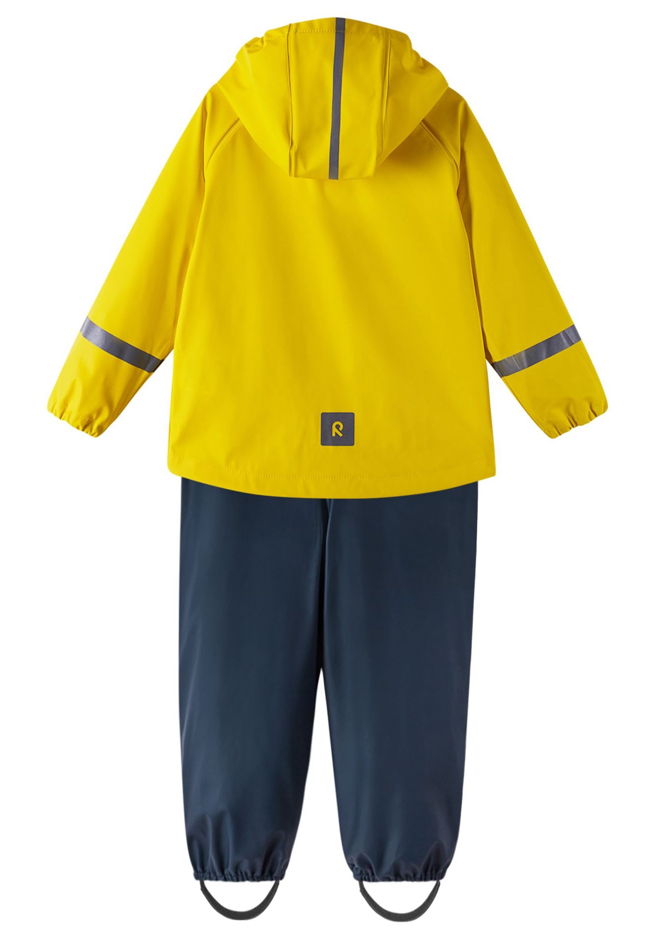 Tihku Rain outfit