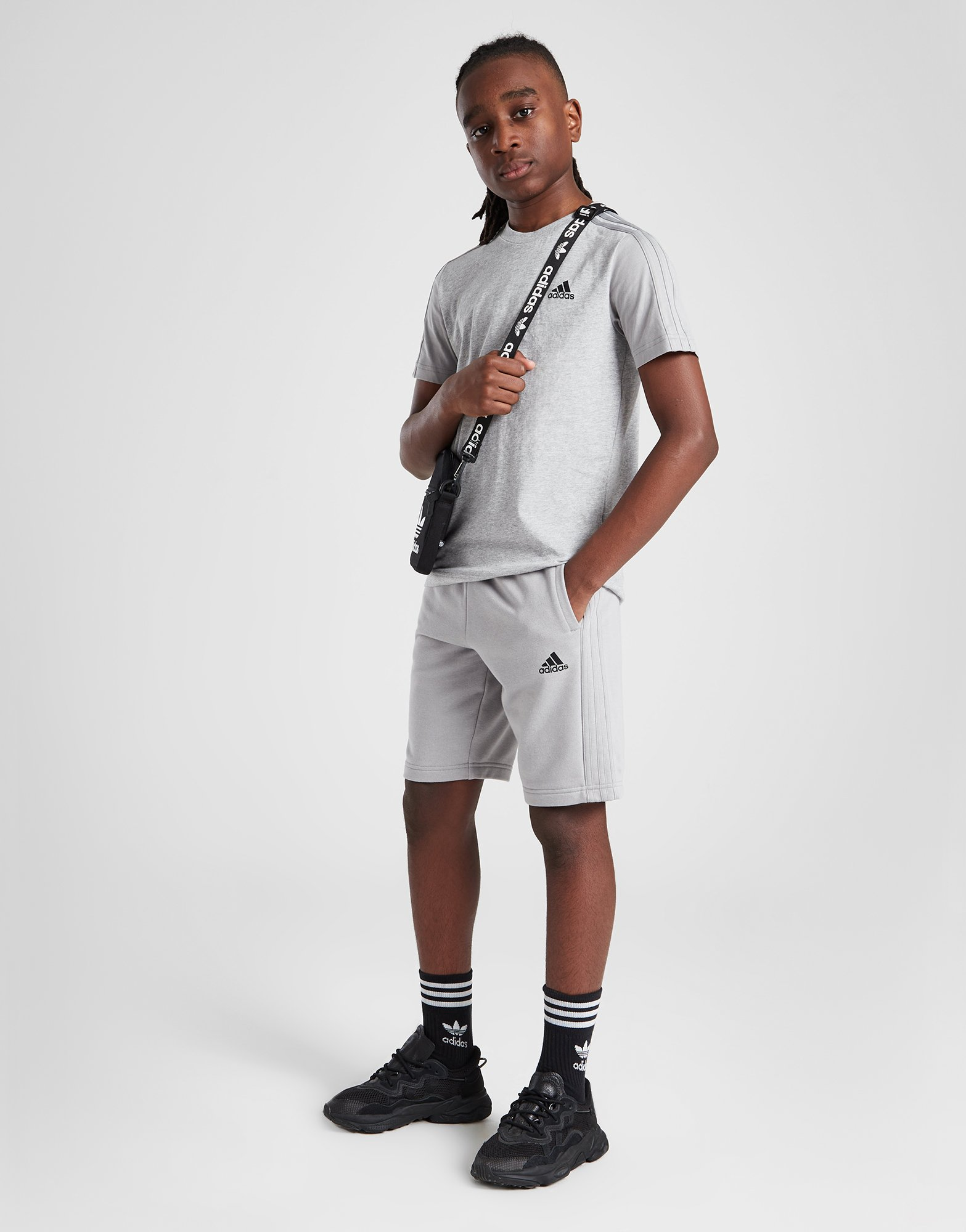 adidas Ensemble T-shirt/Short Badge Of Sport Junior