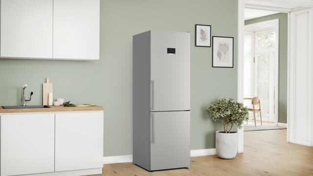 Bosch Kølefryseskab KGN367ICT