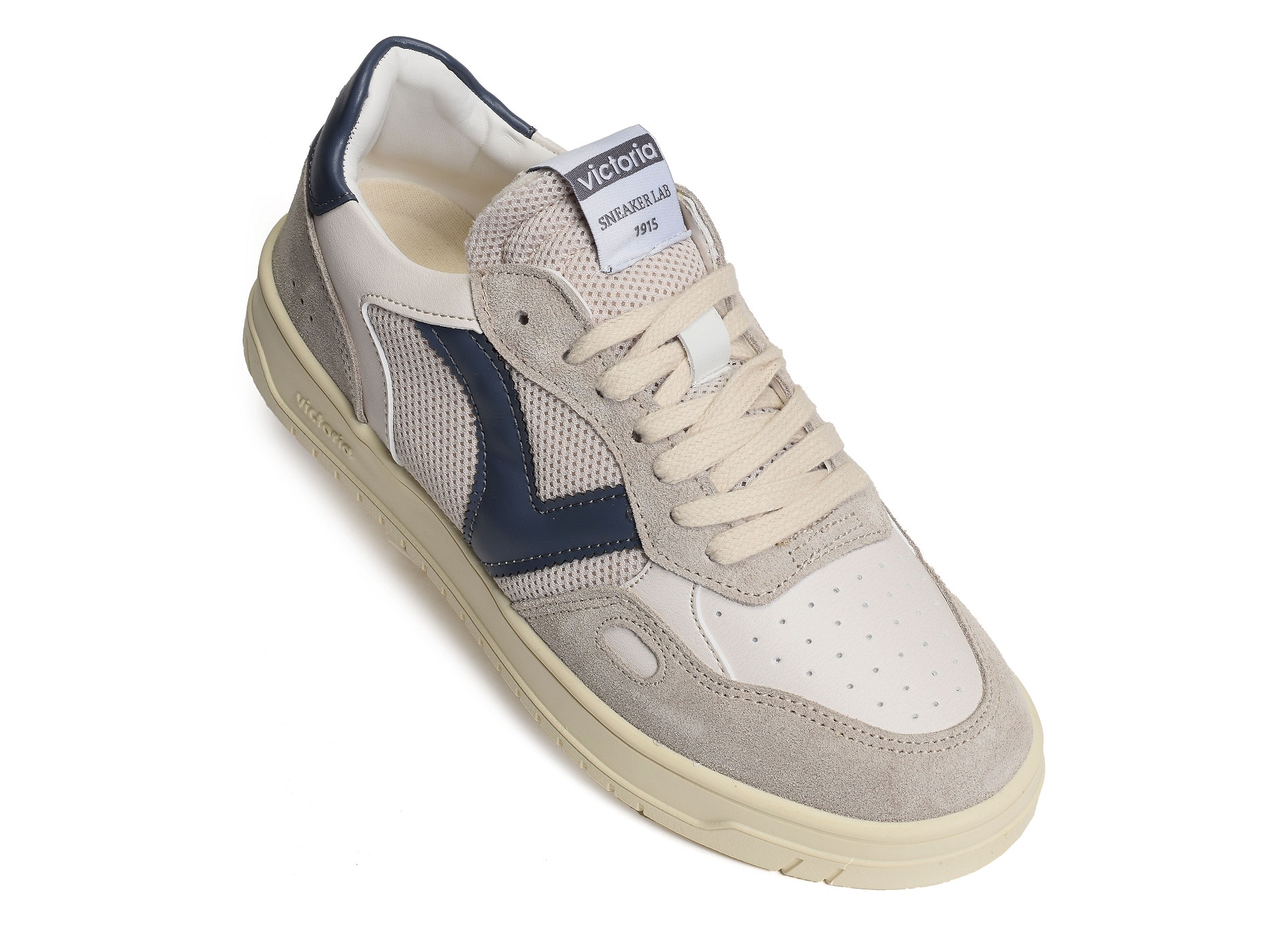 1257122 gris