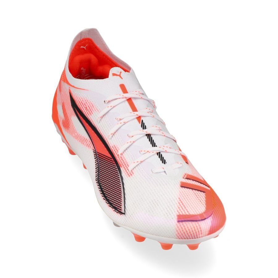 PUMA Ultra 5 Ultimate MG Unlimited - Blanc/Noir/Glowing Red