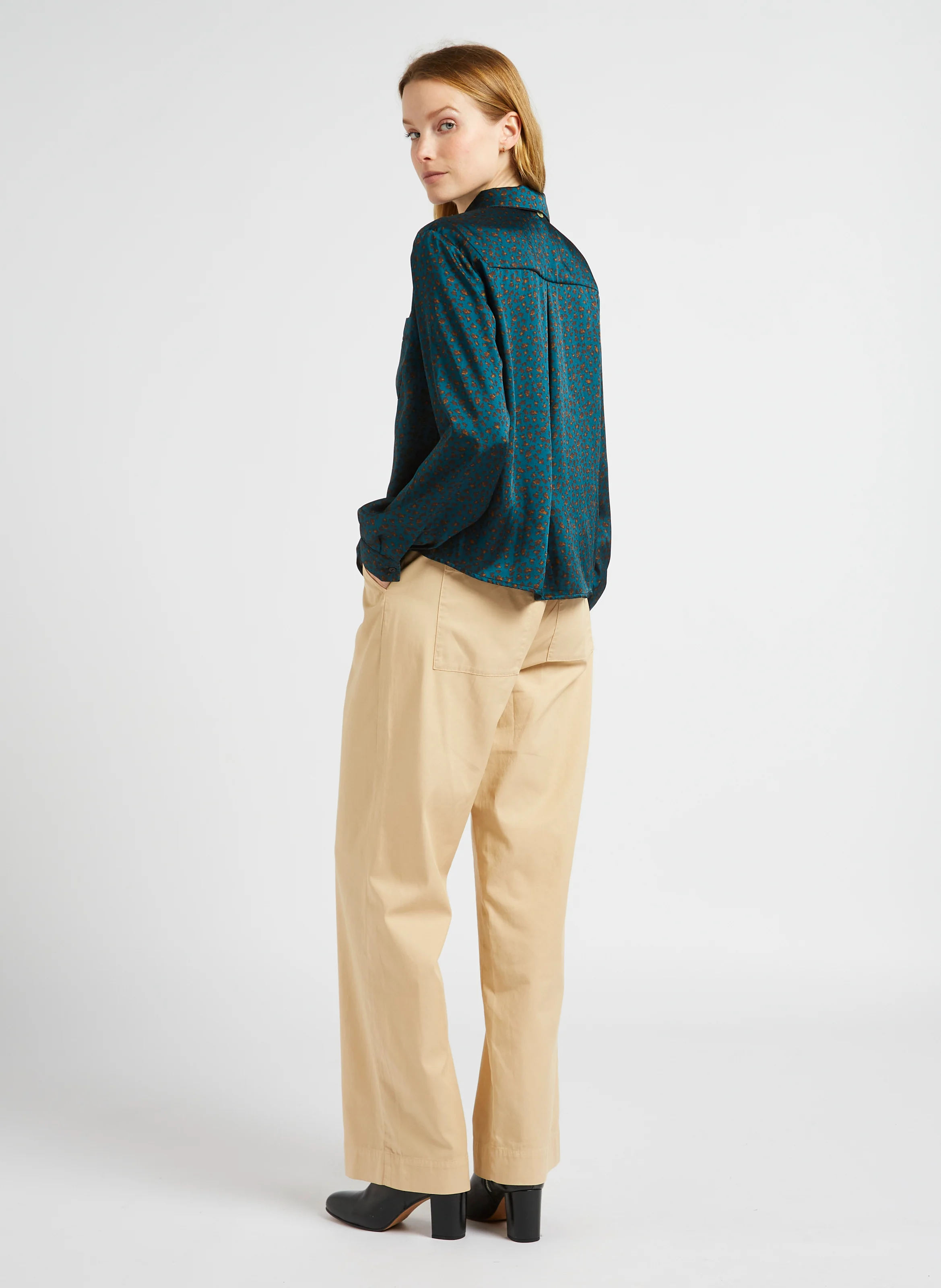 CHANEZ - Chemise fluide col tailleur satinée| Vert