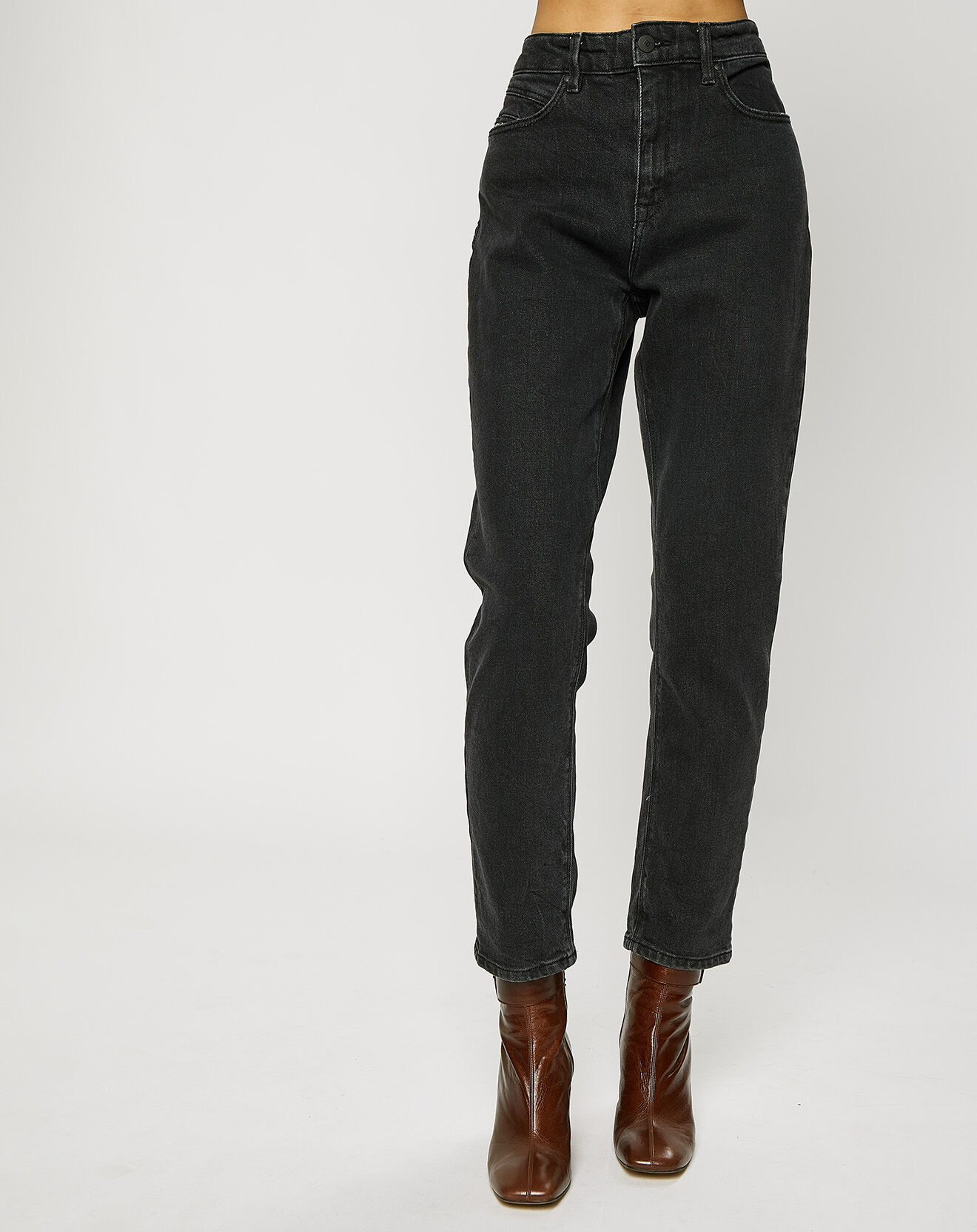 Esprit Jean court authentique en coton biologique Slim gris moyen