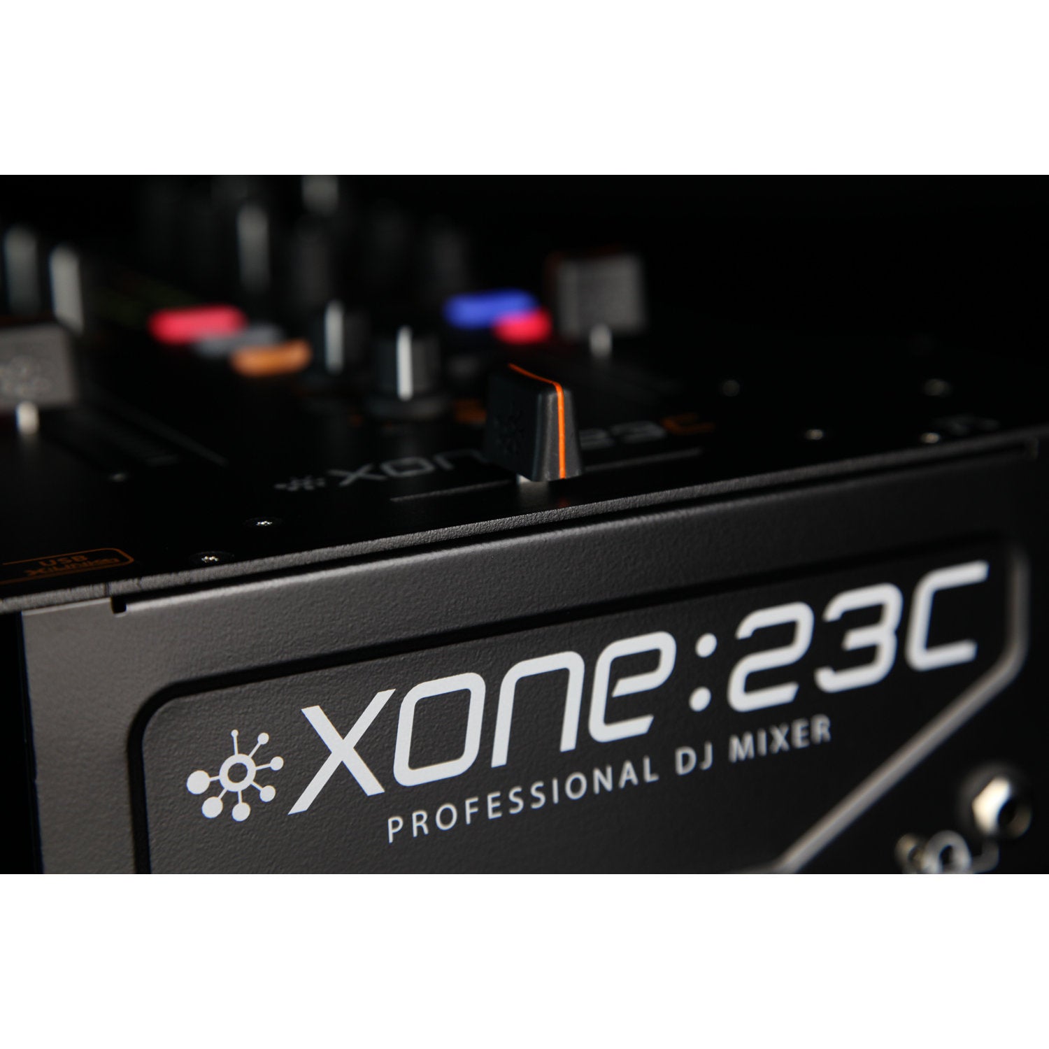 Allen & Heath Xone:23C DJ mixer met 4-kanaals geluidskaart