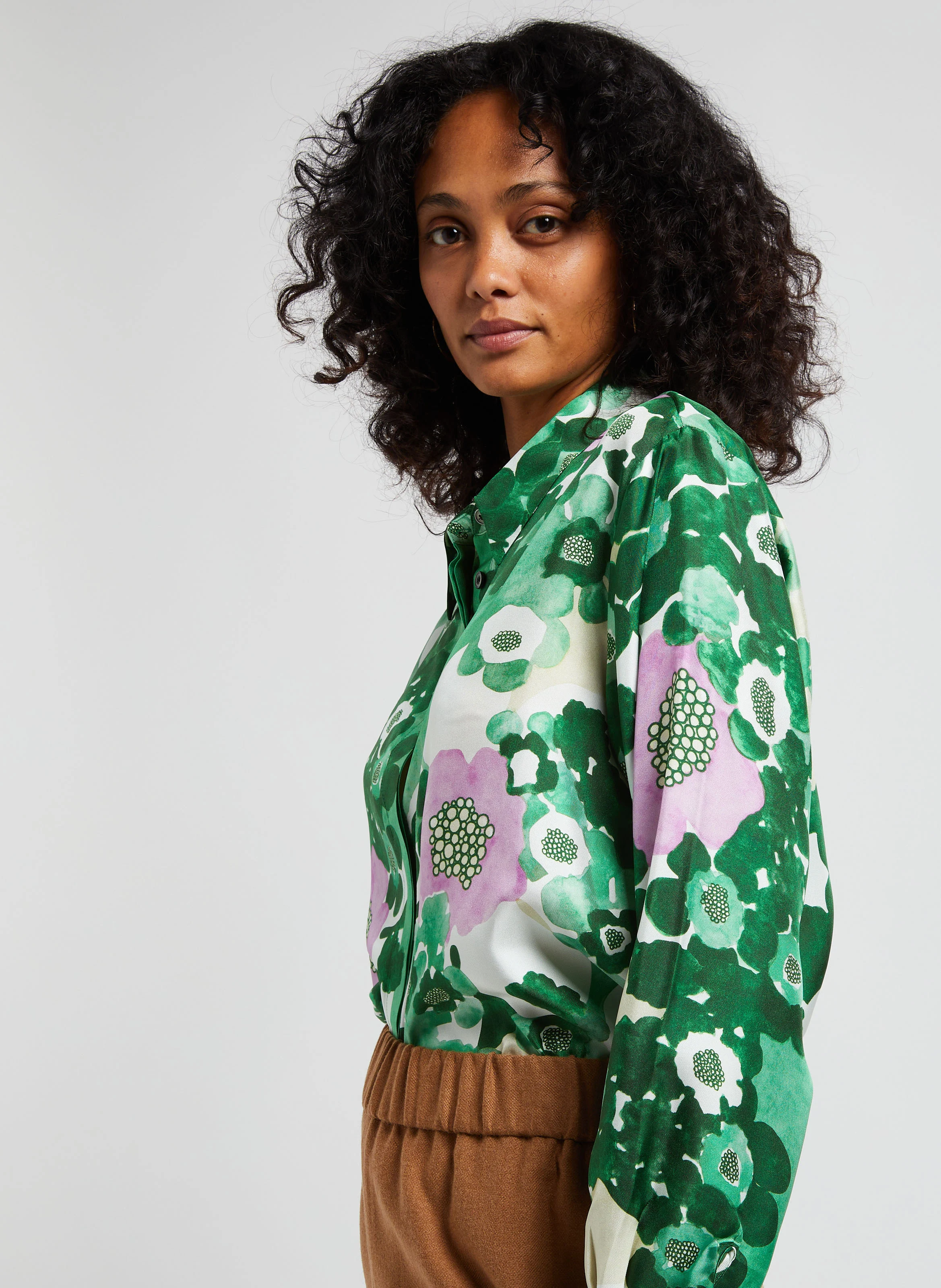 GINA - Chemise col classique imprimé floral en soie | Vert