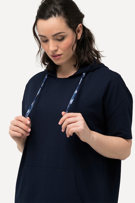 Loungewear-Midikleid, Kapuze, Kängurutasche, Halbarm