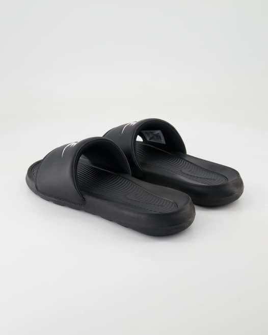 Nike W Nike Victori Pantoletten in Schwarz