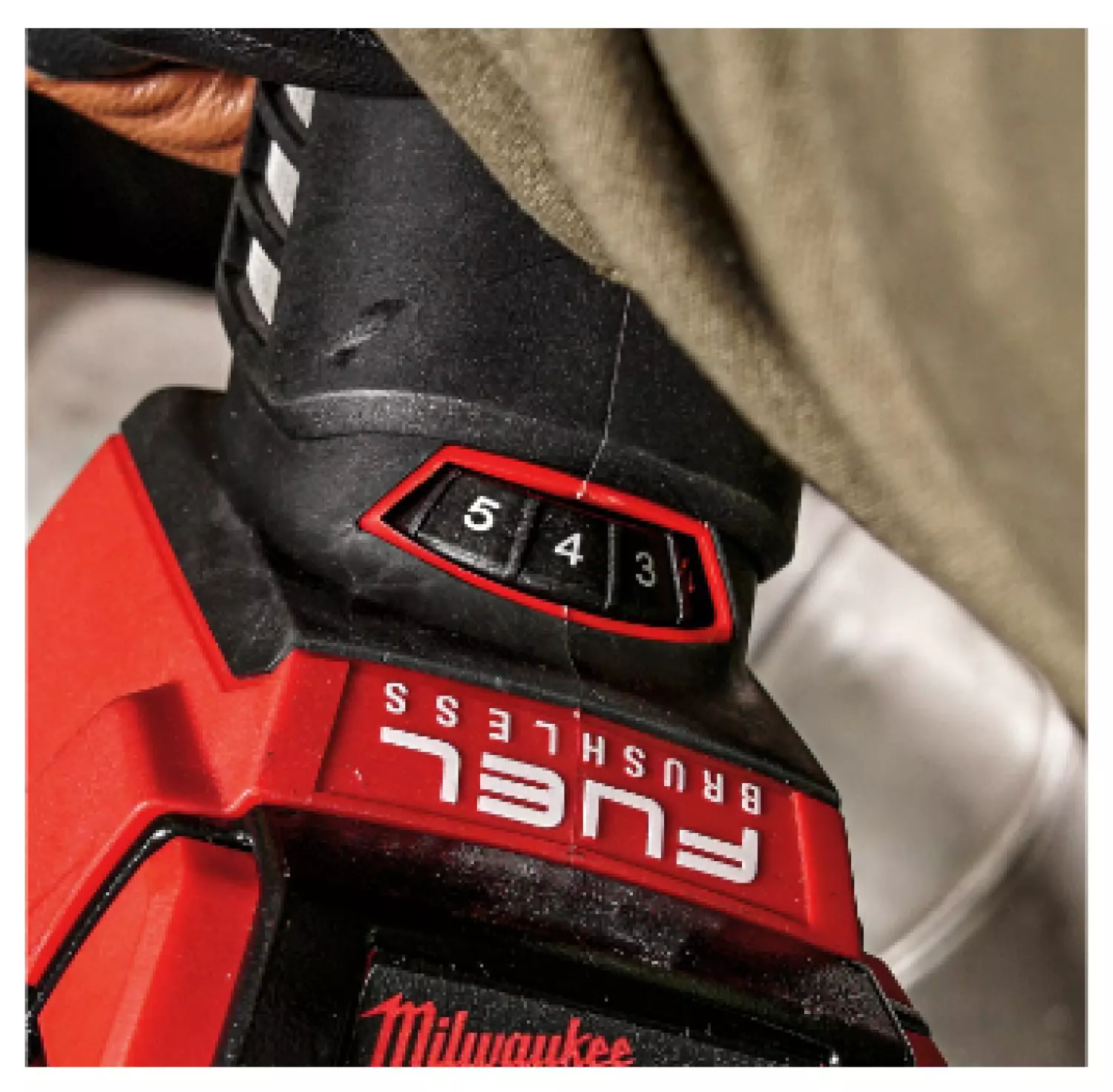 Milwaukee M18 FSAGV125XB-0X 18V Li-ion accu Haakse slijper body in HD box - 125mm - koolborstelloos