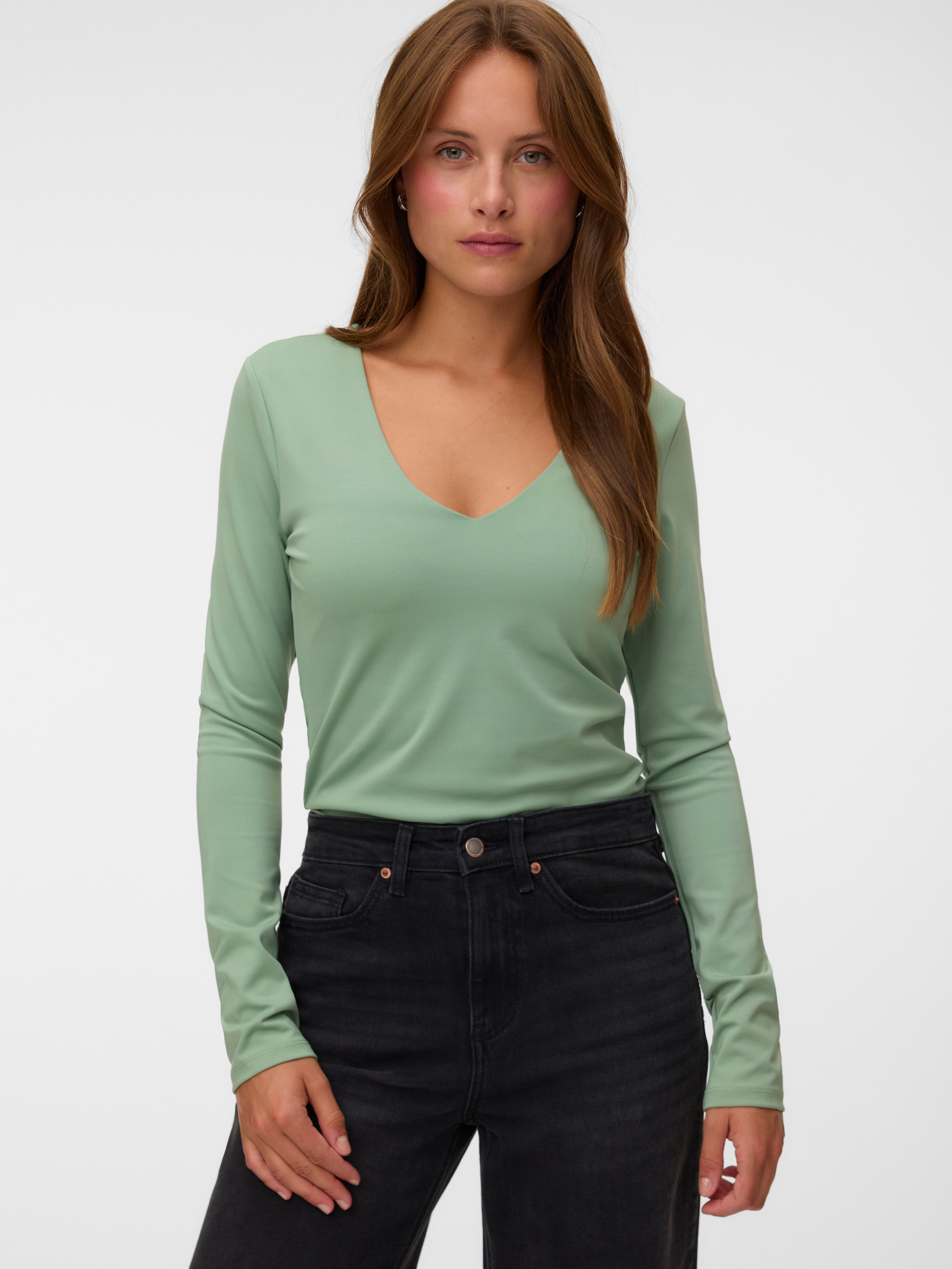 VMLIVA Top