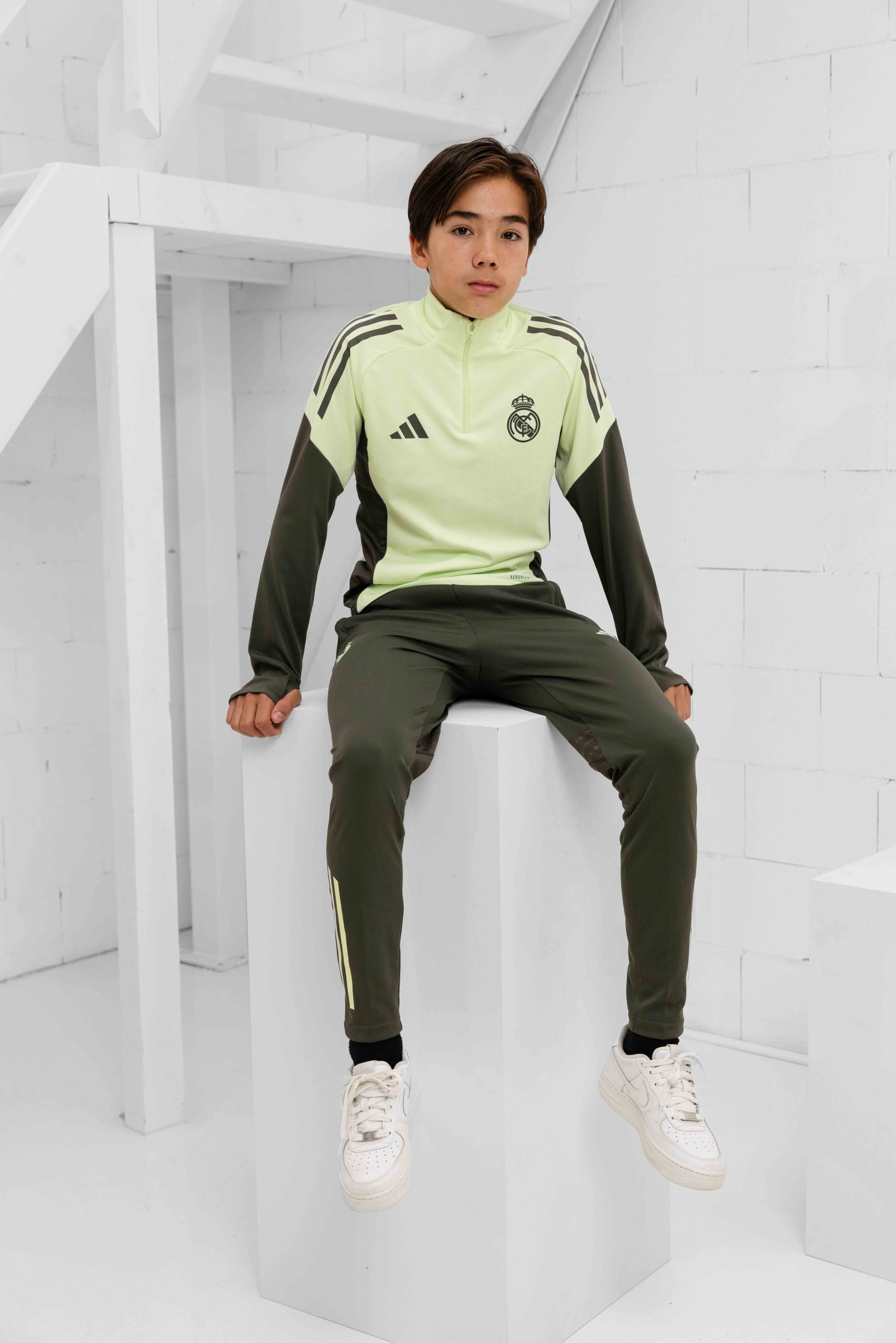 Real Madrid 1/4 Zip Trainingspak Junior 2025/2026