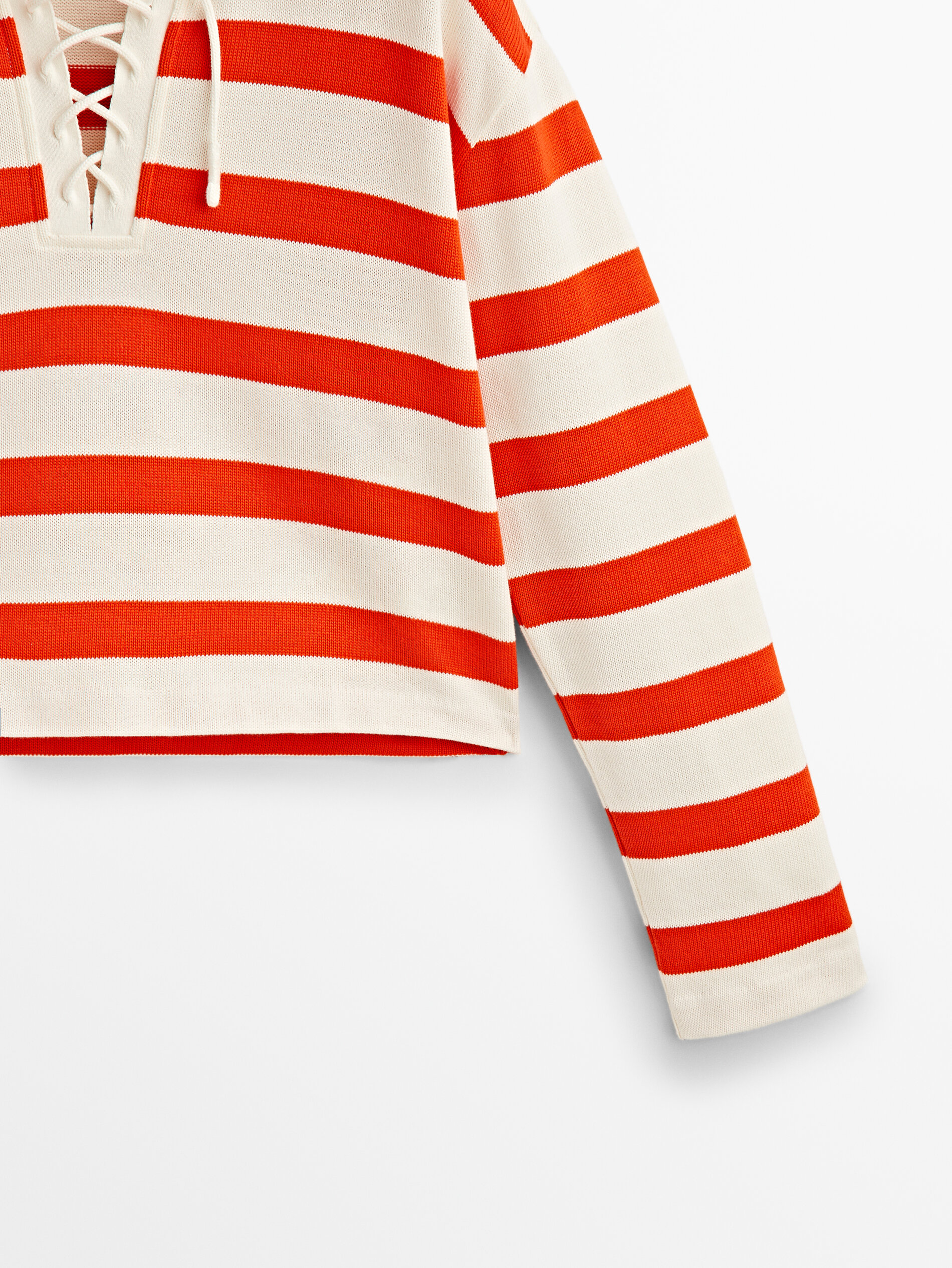 Moletom listrado com gola alta e listras cruzadas - VERMELHO