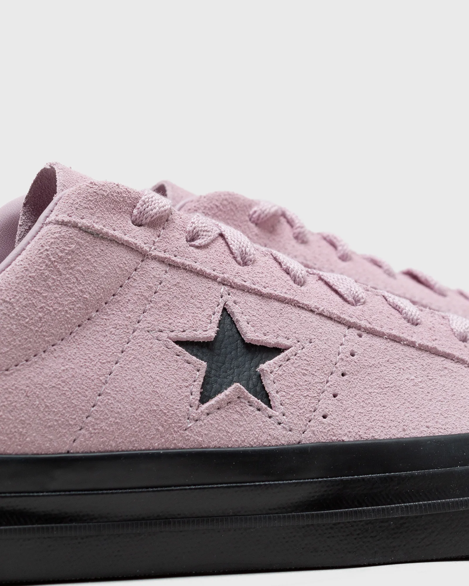 Converse One Star Pro