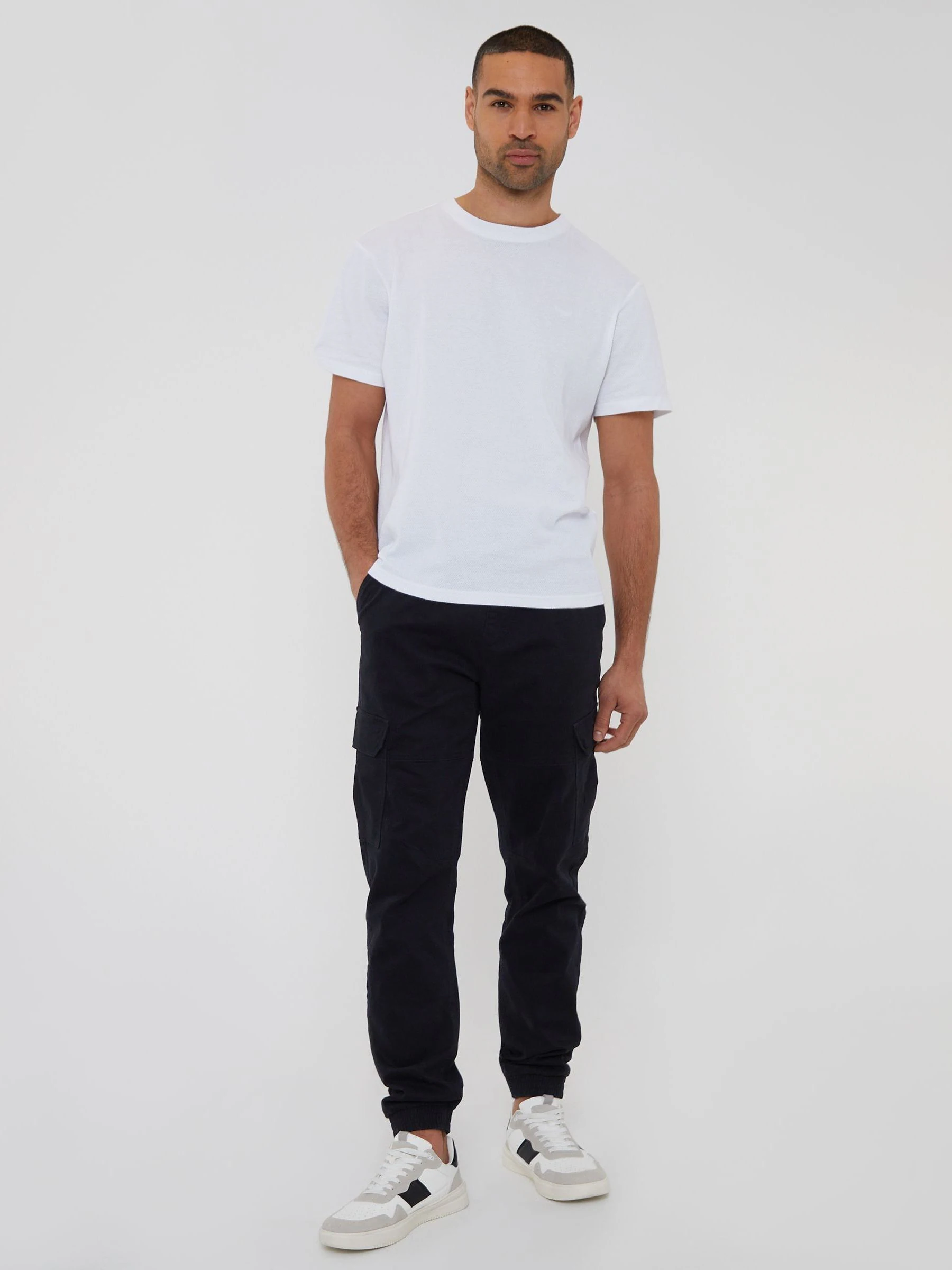 Zwart - Threadbare cargobroek in joggingstijl van katoen met stretch