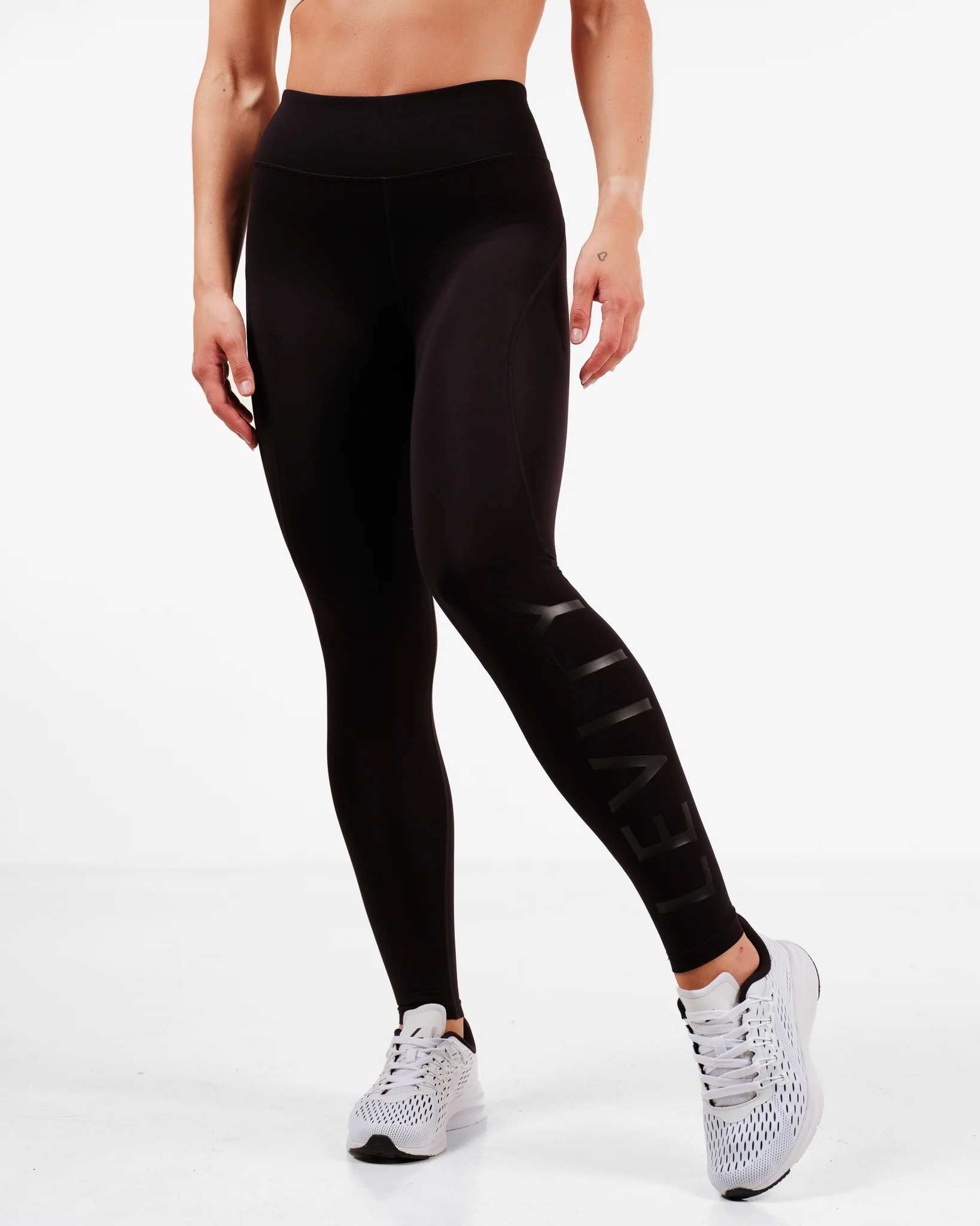 LEVITY Callie Soft Comp Tights Black