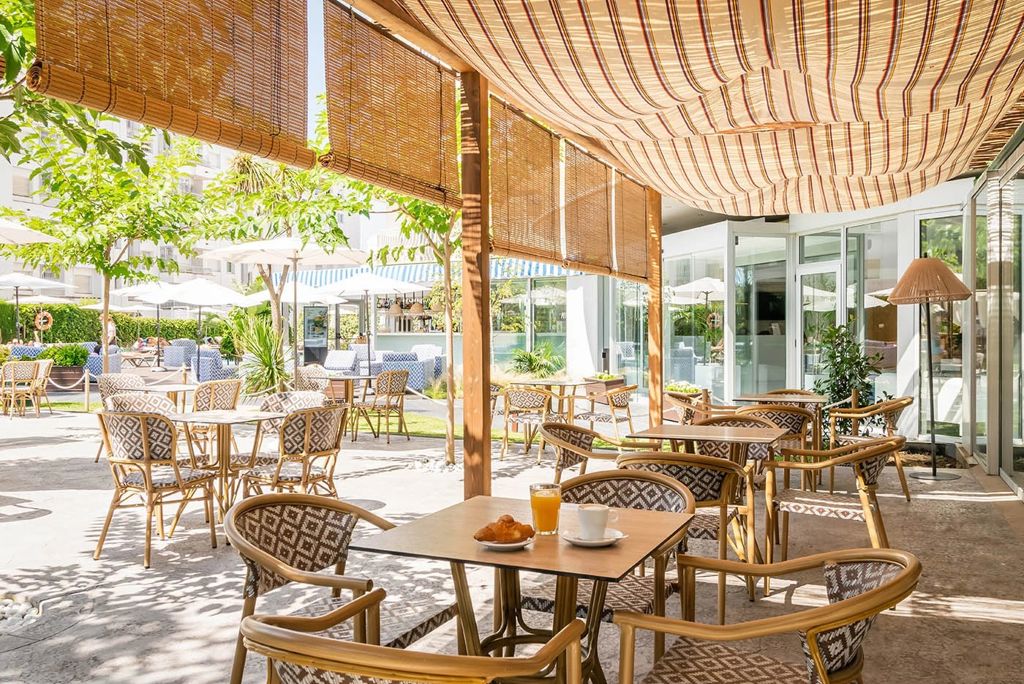 ALEGRIA Fenals Mar Logies - Hotel
