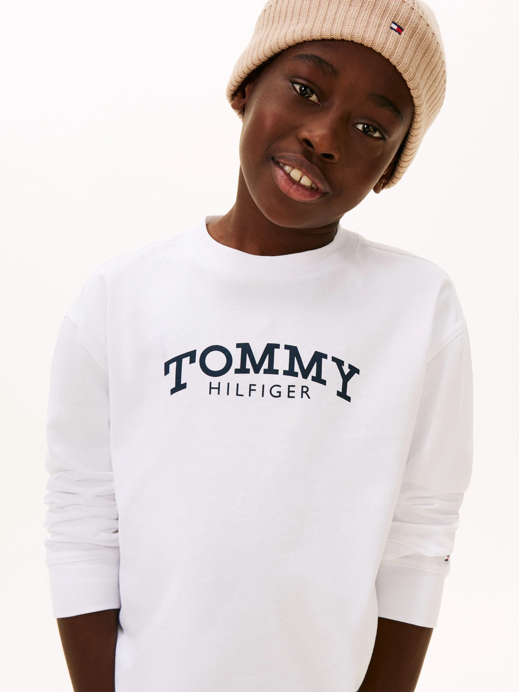 Wit - Tommy Hilfiger Logo Print Long Sleeve T-Shirt