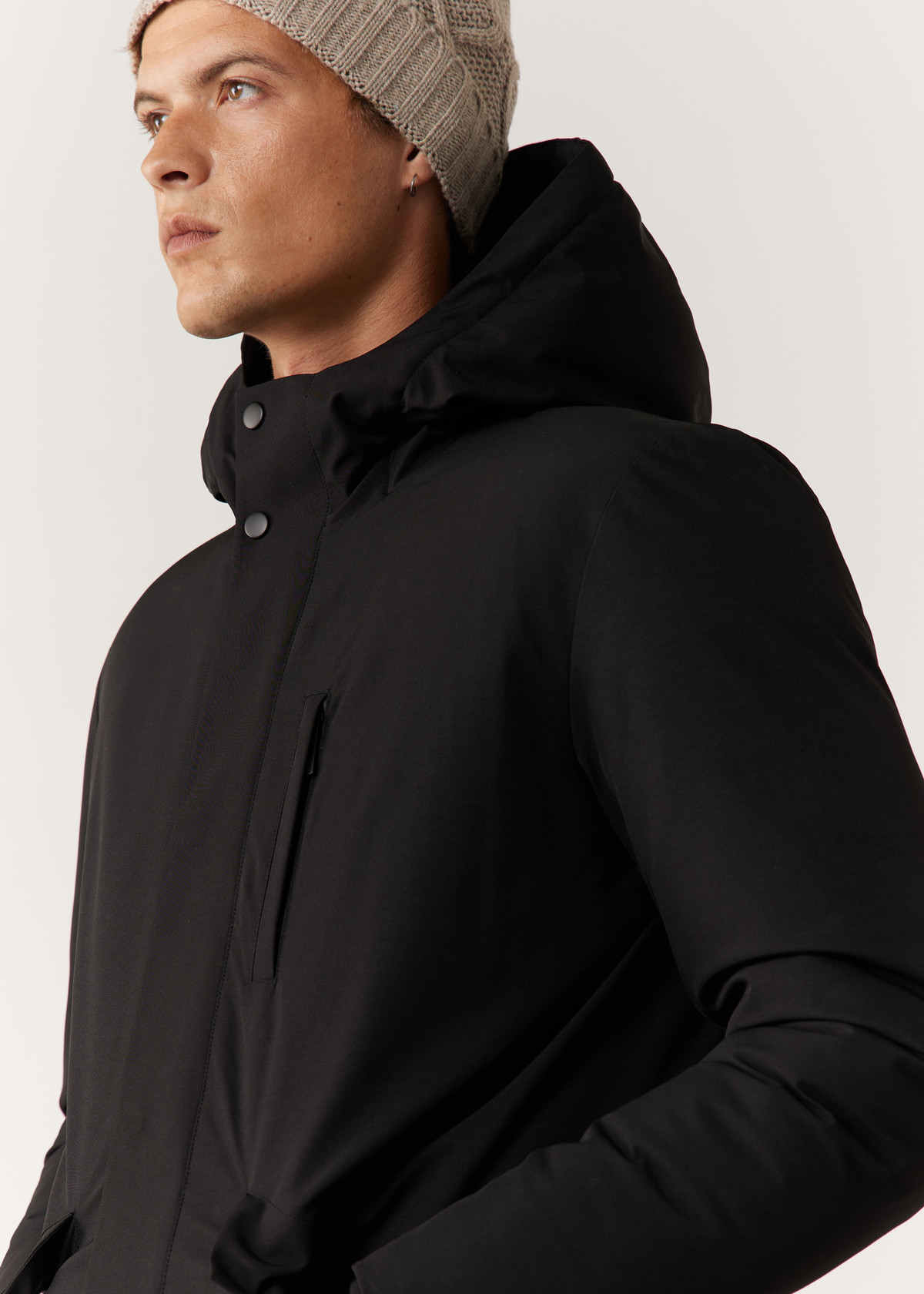 Parka unie noire à capuche