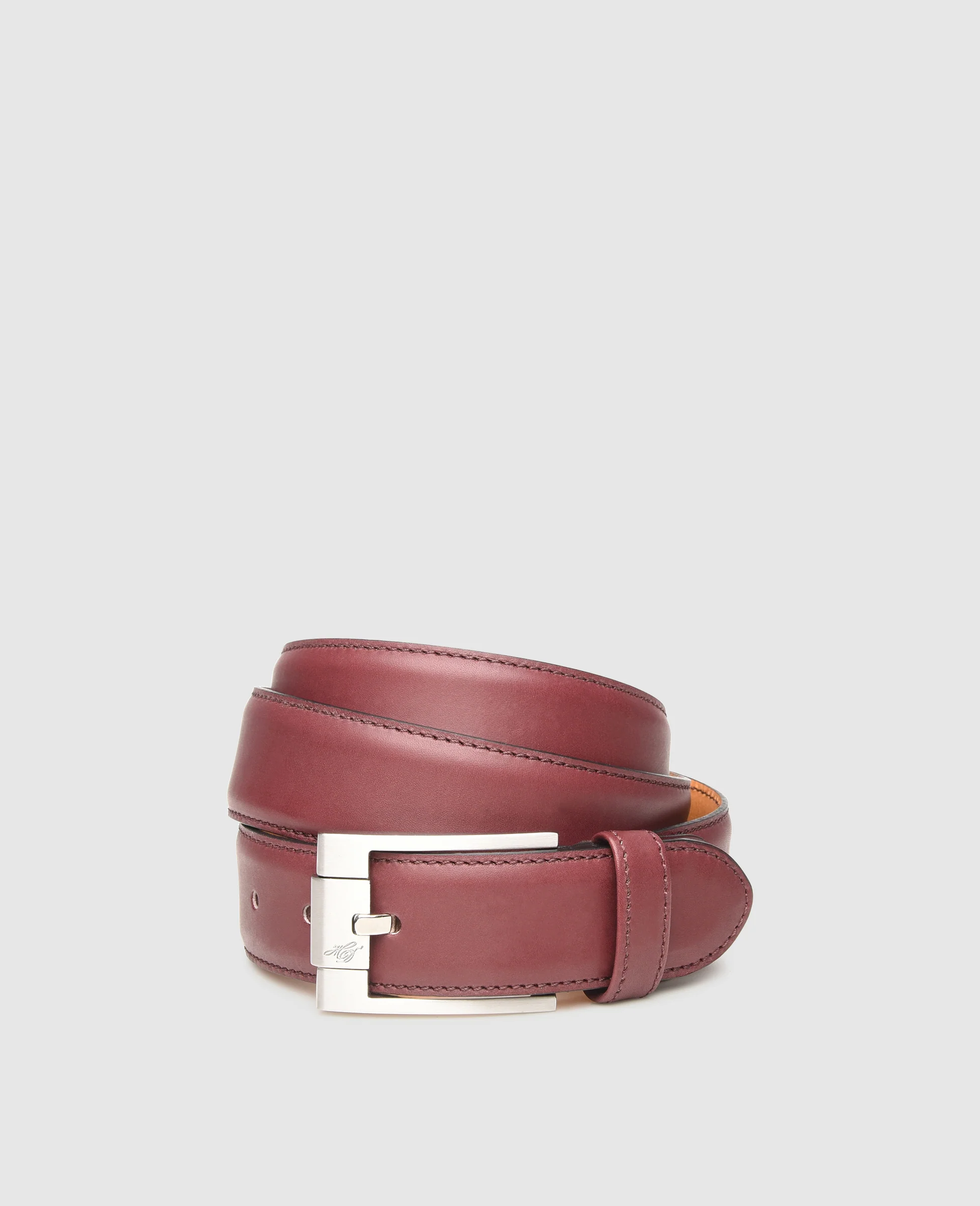 Levente Plain AC