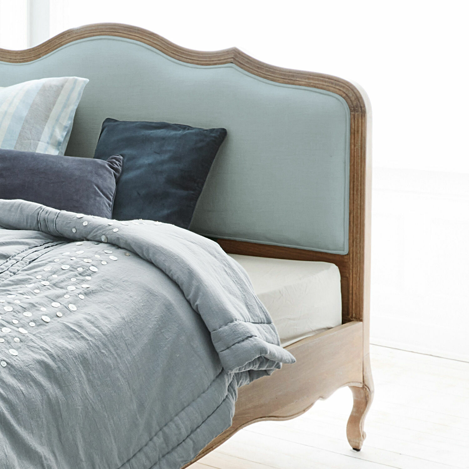 Bett Serravalle braun/blau