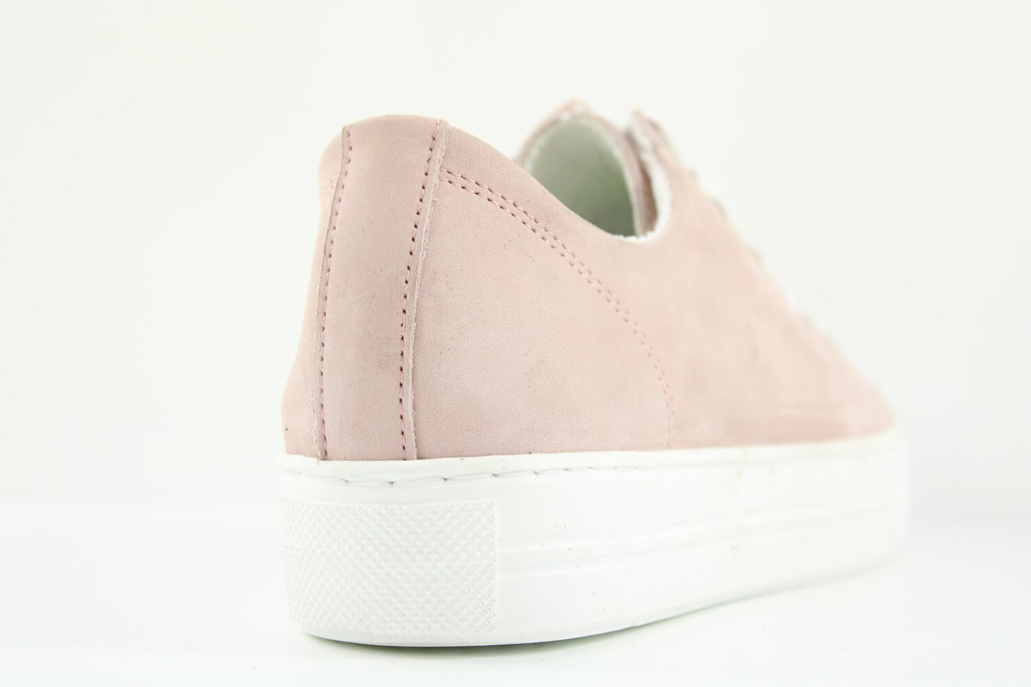 Gil Peterson Sneaker