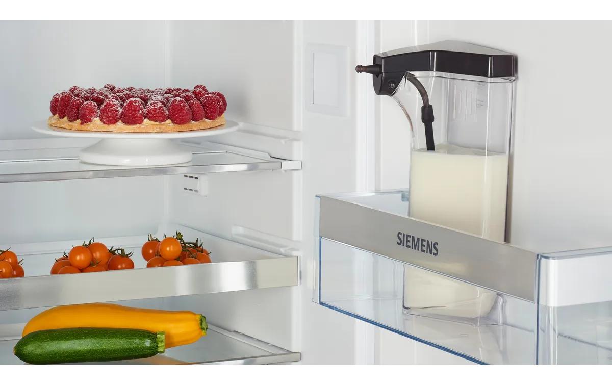 Kaffeevollautomat EQ700 integral TQ717D03 Edelstahl<br>Vollautomat für die Zubereitung verschiedener Spezialitäten