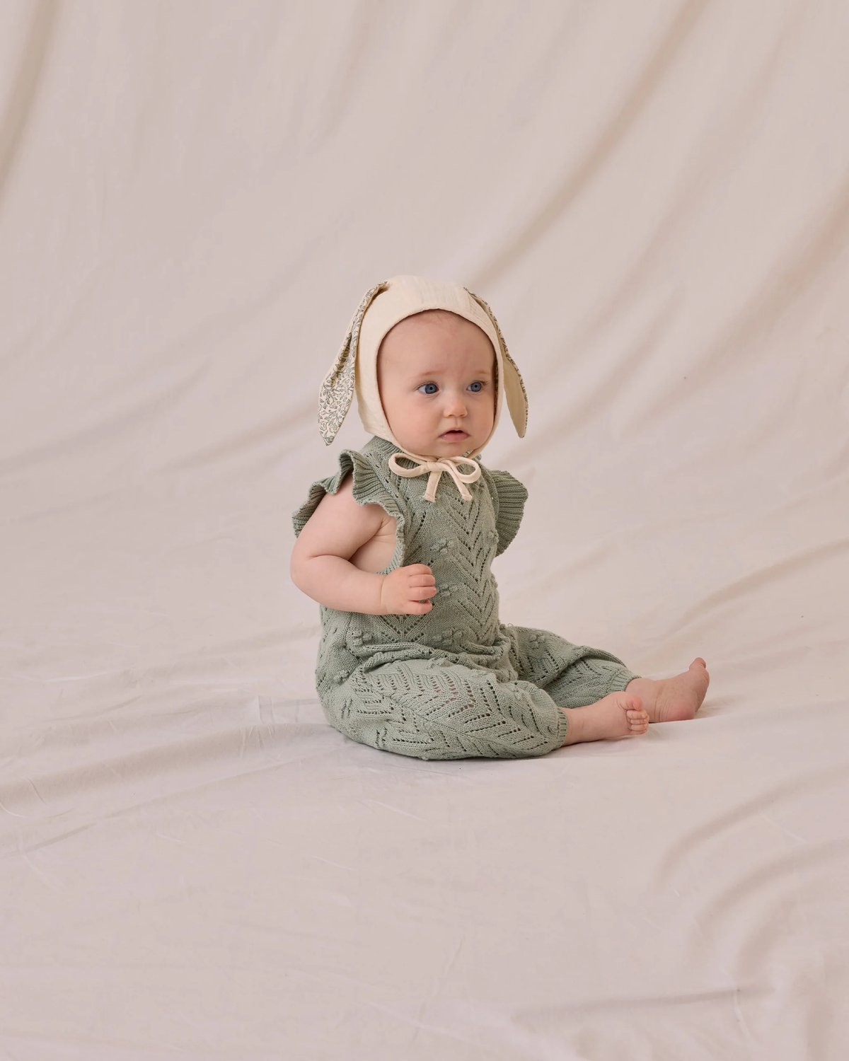 Babylue med Ører – 100% Øko Bomull | Bunny Bonnet