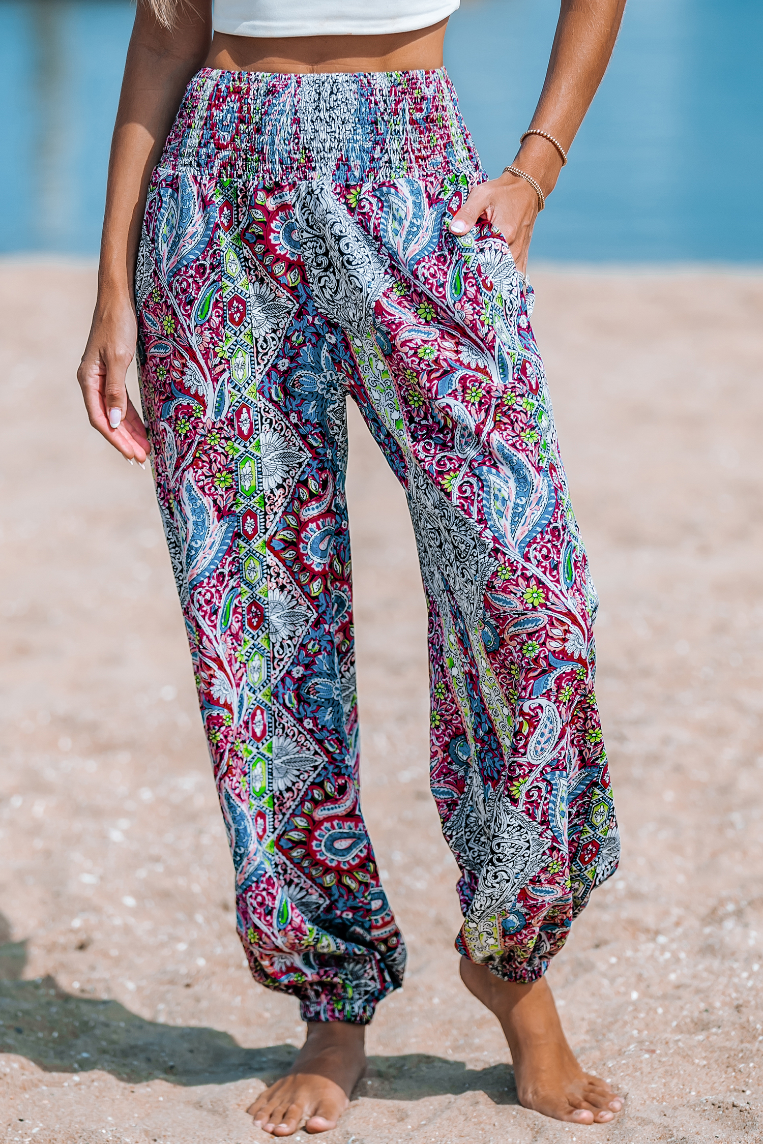 Pantalon trapèze avec taille à smocks paisley rouge