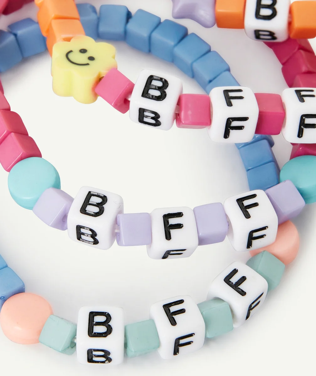 LOT DE 4 BRACELETS D'AMITIÉ FILLE AVEC PERLES COLORÉES