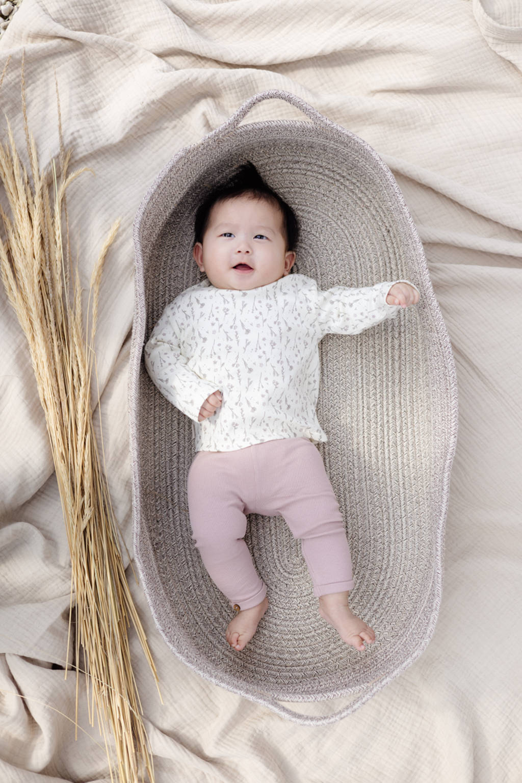 LEVV regular babybroek lichtroze