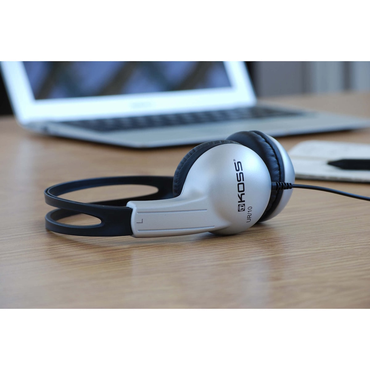 KOSS Hörlur UR10 On-Ear Silver