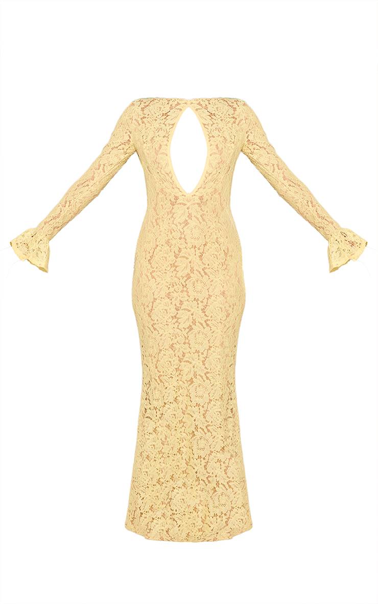 Pale Yellow Robe Maxi Ajustée En Dentelle À Manches Longues Évasées Et Découpe Goutte D'eau