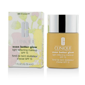 Clinique Clinique Even Better Glow Light Reflecting Makeup SPF 15