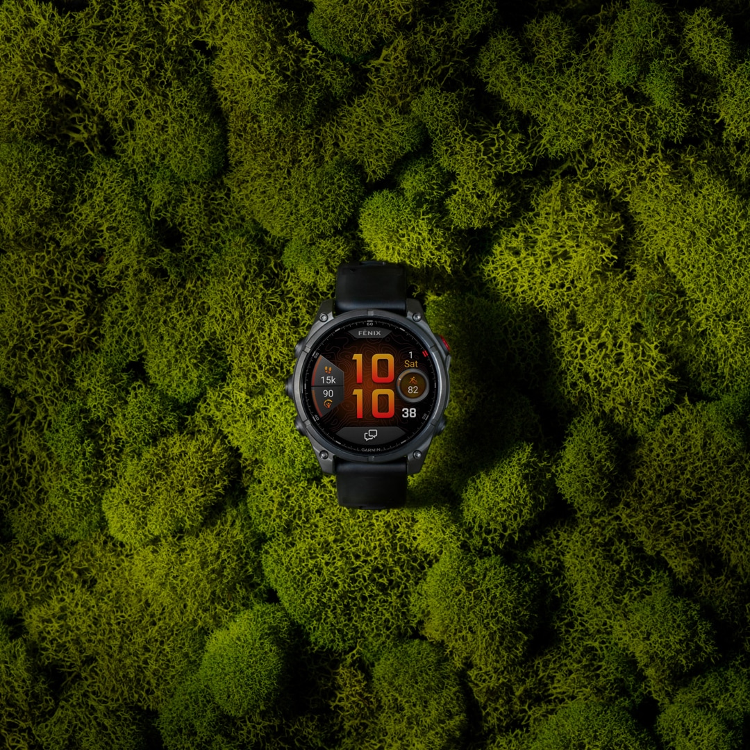 Garmin Fenix 8 Pro - 51mm AMOLED Sapphire Schwarz / Carbongrau