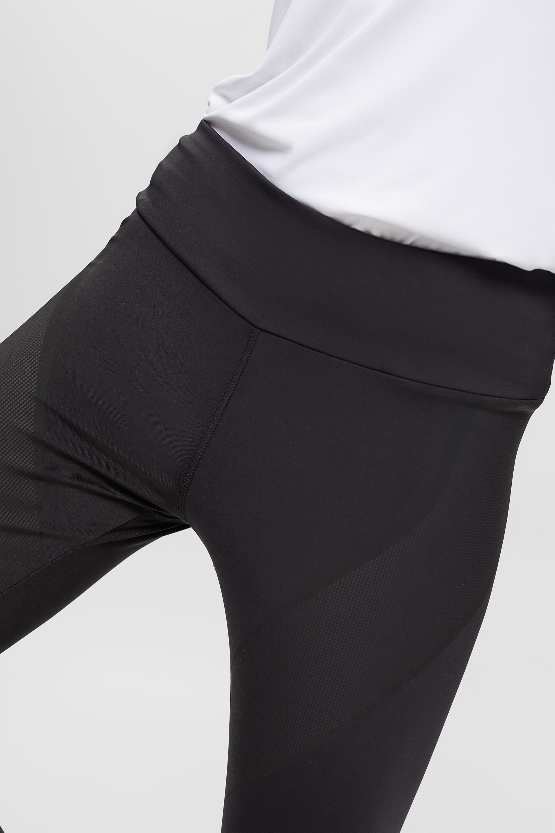 En matière recyclée : leggings dotés de la technologie E-DRY