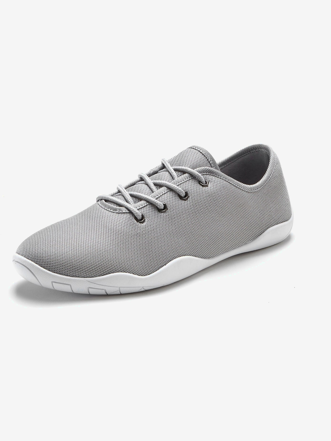 Baskets semelle ultra-plate pour une sensation « pieds nus »