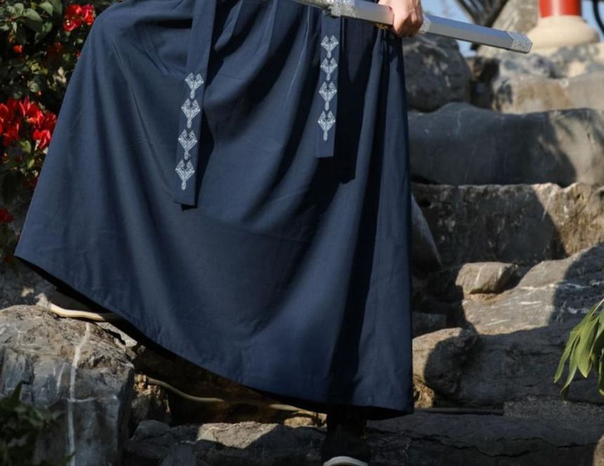 Pinocle - Geborduurd Hanfu-kostuum / Onderarmpaneel / Set